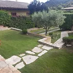 Casa Pepe, Confortevole Con Giardino A 2 Min Dal Mare Holiday home Villasimius