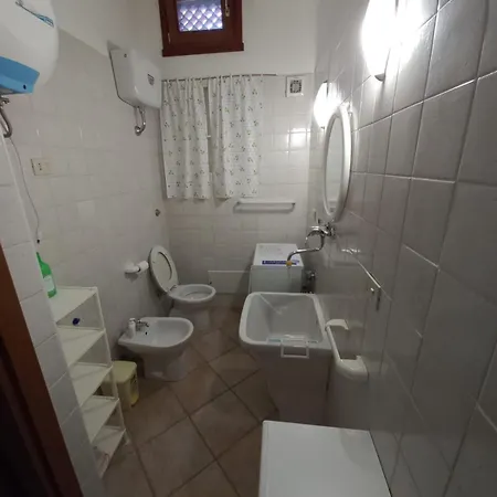 Casa Pepe, Confortevole Con Giardino A 2 Min Dal Mare 度假居 维拉西米乌斯