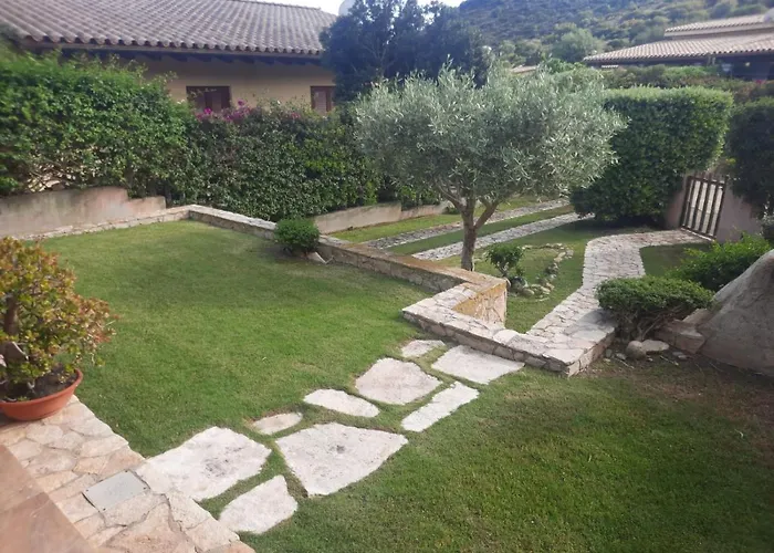 Casa Pepe, Confortevole Con Giardino A 2 Min Dal Mare Prázdninový dům Villasimius