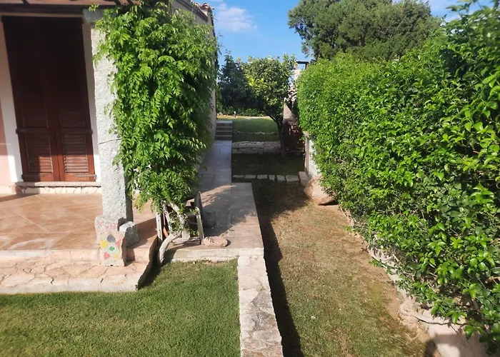 Casa Pepe, Confortevole Con Giardino A 2 Min Dal Mare *